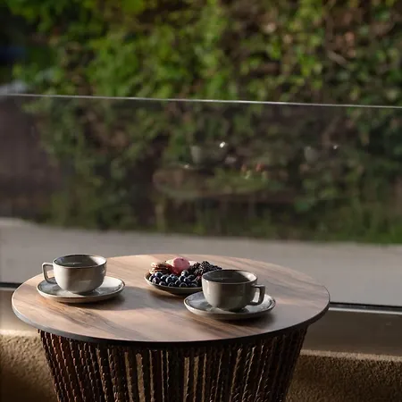 Pournari Center Aparthotel 3*