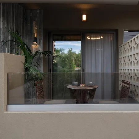 Aparthotel Pournari Center Toroni