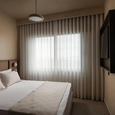 Pournari Center Aparthotel Toroni