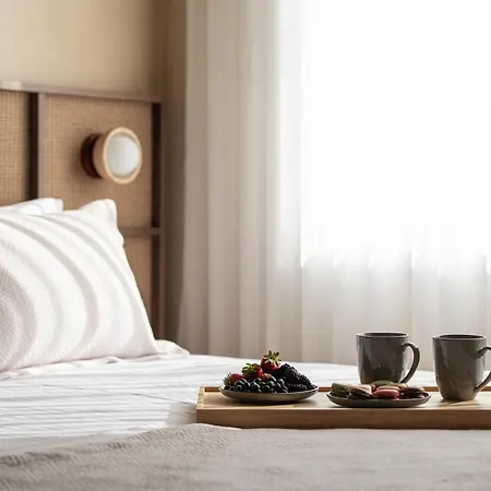 Pournari Center 托罗尼
